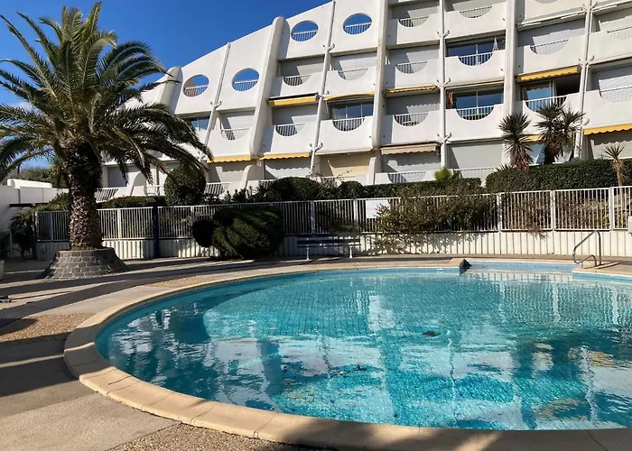 Ancre Bleue***, 1ere Ligne Plage, Piscine, Clim. *