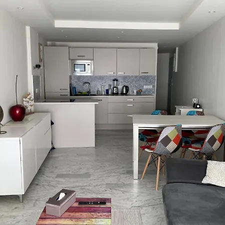 Apartment Ancre Bleue***, 1ere Ligne Plage, Piscine, Clim. *